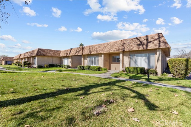 Detail Gallery Image 2 of 30 For 616 S Santa Fe, Hemet,  CA 92543 - 2 Beds | 2 Baths