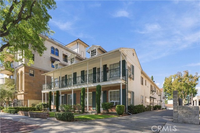 181 South Marengo