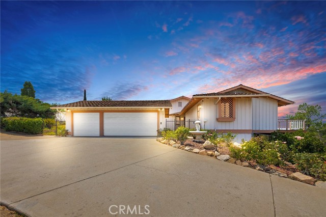 2030 Citrus Wood Ln, Riverside, California 92503, 3 Bedrooms Bedrooms, ,2 BathroomsBathrooms,Single Family Residence,For Sale,Citrus Wood Ln,ND24098583