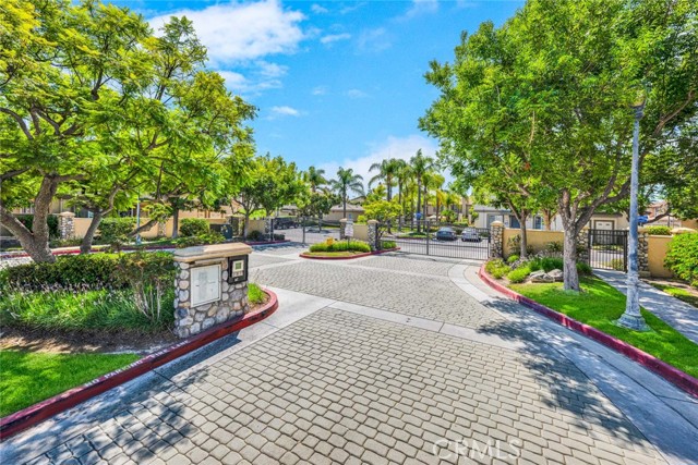 3337 E Rosedale Lane, Orange CA: https://media.crmls.org/medias/541ea0e9-6e3a-4ca0-bede-397294df830a.jpg