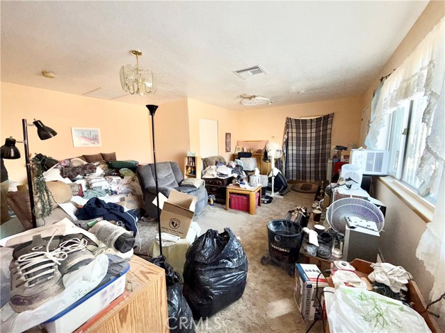 Detail Gallery Image 8 of 33 For 82489 3rd St, Trona,  CA 93562 - 6 Beds | 3 Baths