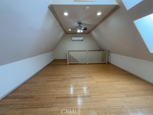 211 South Keystone Street photo 15