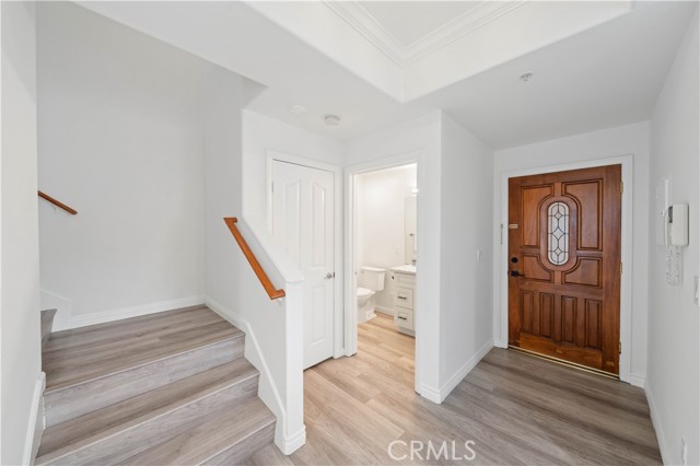 900 Arcadia Avenue, Arcadia CA: https://media.crmls.org/medias/542019db-bff7-4418-8064-ff3cae035533.jpg