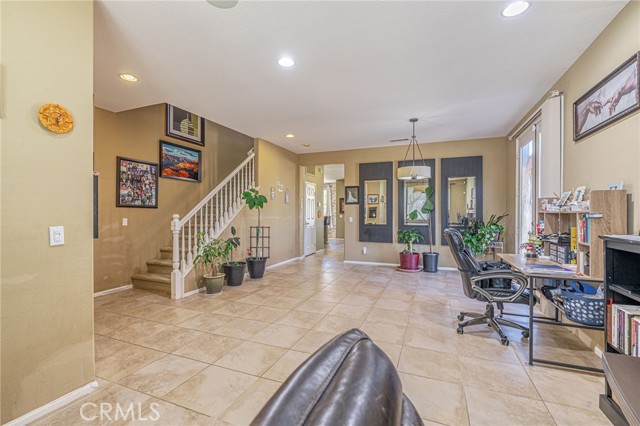 37137 Firethorn Street, Palmdale CA: https://media.crmls.org/medias/54205449-78bf-4d89-a293-e289147afc3c.jpg