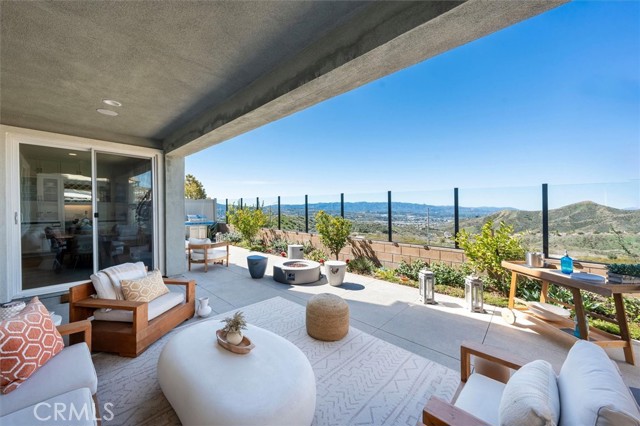 Detail Gallery Image 18 of 63 For 18262 Astro Ct, Saugus,  CA 91350 - 4 Beds | 3 Baths