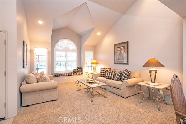 Detail Gallery Image 8 of 47 For 1750 Century Ave, Riverside,  CA 92506 - 4 Beds | 2 Baths