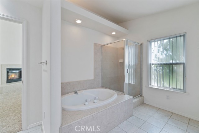 122 East, Madera CA: https://media.crmls.org/medias/5420f720-ee19-447e-9868-9e5bdf70d193.jpg