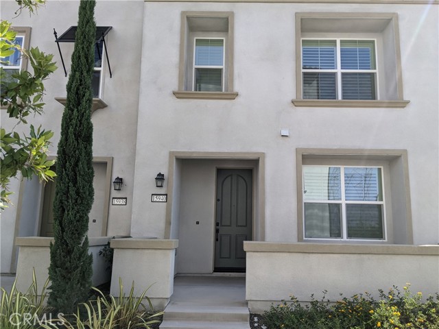 Detail Gallery Image 2 of 23 For 15940 Ellington, Chino Hills,  CA 91709 - 4 Beds | 3 Baths