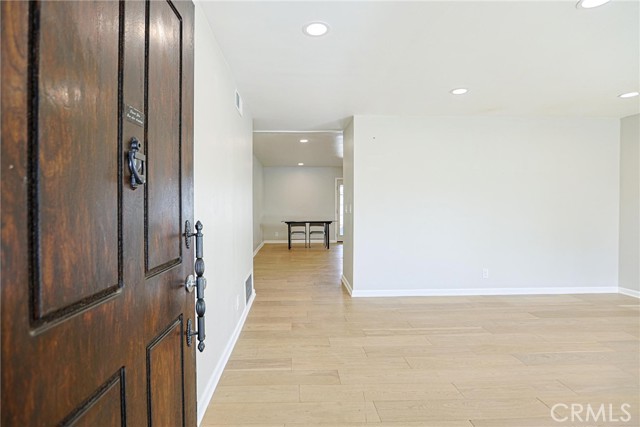 Detail Gallery Image 8 of 49 For 9411 Russell, Garden Grove,  CA 92844 - 3 Beds | 2 Baths