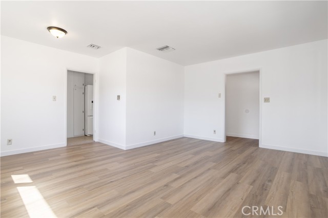 Detail Gallery Image 18 of 39 For 10817 Cantara St, Sun Valley,  CA 91352 - 2 Beds | 1 Baths