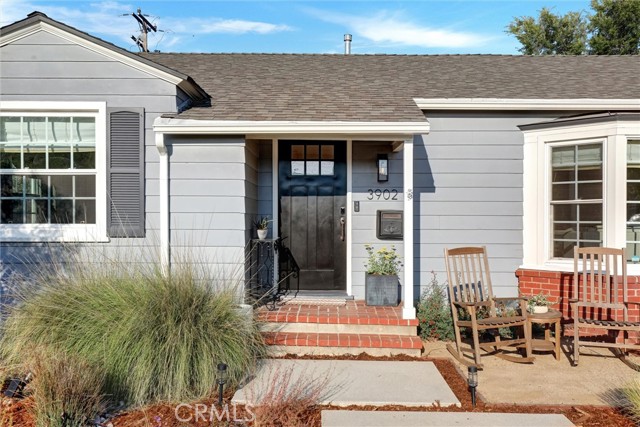 Detail Gallery Image 2 of 52 For 3902 North Marshall Way, Long Beach,  CA 90807 - 2 Beds | 1 Baths