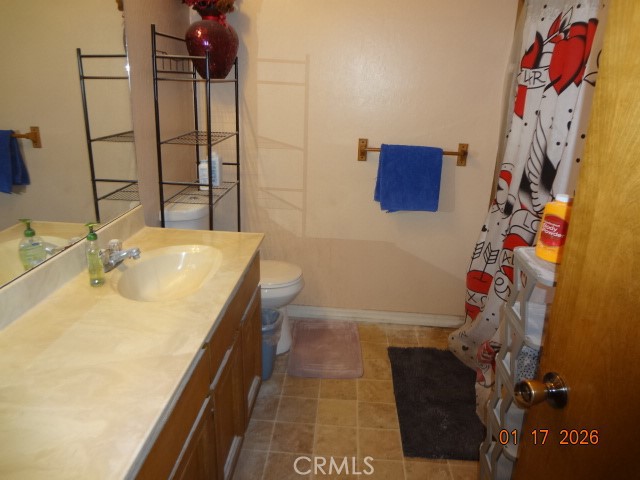 Detail Gallery Image 7 of 10 For 14935 Highlands Way, Clearlake,  CA 95422 - 3 Beds | 2 Baths