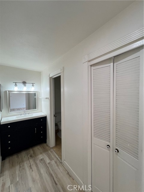 Detail Gallery Image 16 of 22 For 1305 Brentwood Cir #D,  Corona,  CA 92882 - 2 Beds | 2 Baths