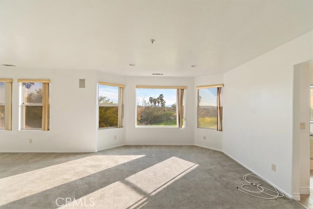 Detail Gallery Image 18 of 32 For 16757 Escalon, Fontana,  CA 92336 - 5 Beds | 3/1 Baths