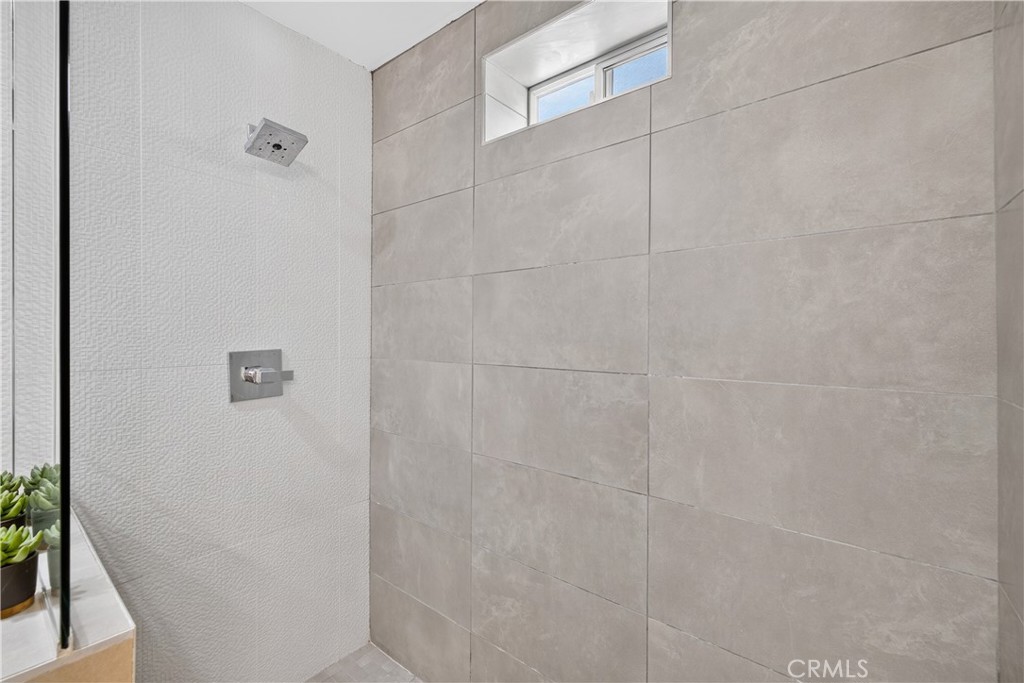 MLS #OC26132740 image #31