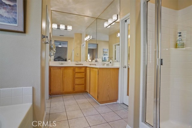 27955 Trillium Lane, Valencia CA: https://media.crmls.org/medias/5426854e-4ca0-4c2d-b842-58eac5ea8ead.jpg