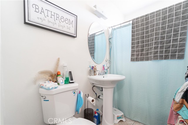 Detail Gallery Image 52 of 56 For 340 W 62nd St, Los Angeles,  CA 90003 - – Beds | – Baths