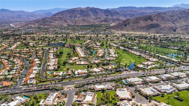 61 Cornell, Rancho Mirage CA: https://media.crmls.org/medias/5426bdba-fce5-4c08-bf87-3ccd359094b7.jpg