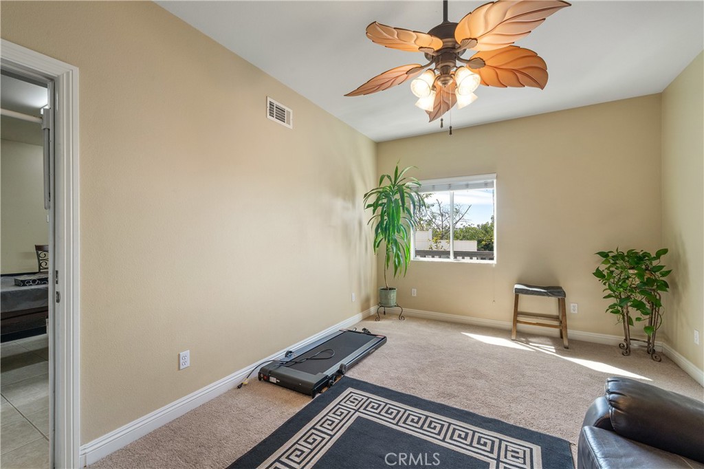 MLS #OC25046910 img 31