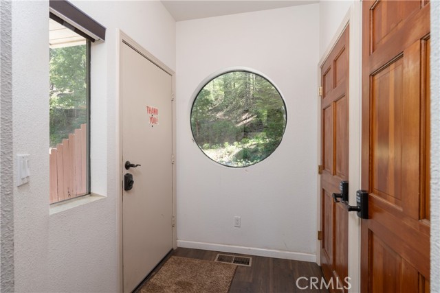 Detail Gallery Image 6 of 58 For 7204 Yosemite Park Way, Yosemite,  CA 95389 - 3 Beds | 4 Baths