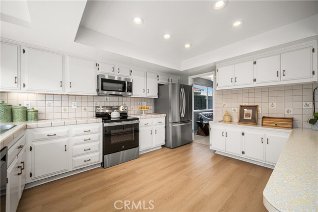 9327 Lexington Street, Cypress CA: https://media.crmls.org/medias/54286073-1d54-49ae-9d80-a24ee473377f.jpg