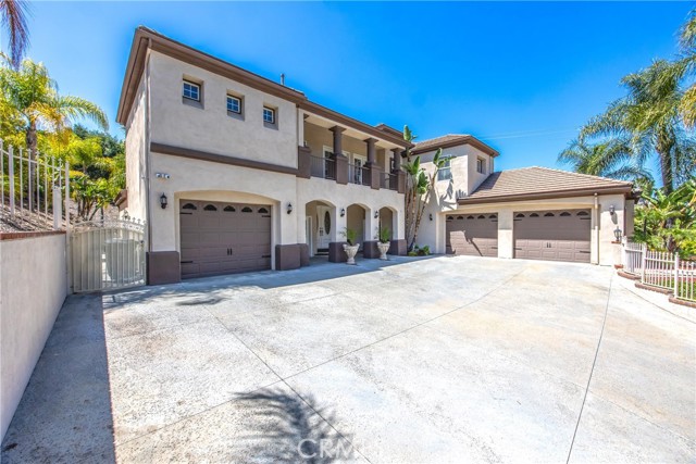 Detail Gallery Image 7 of 65 For 652 Fairway Dr, Redlands,  CA 92373 - 5 Beds | 4/1 Baths