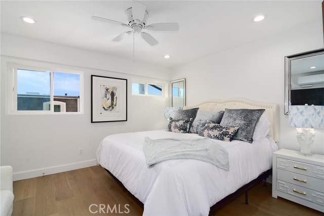 Detail Gallery Image 16 of 20 For 11952 E Whalers Ln, Malibu,  CA 90265 - 2 Beds | 3 Baths