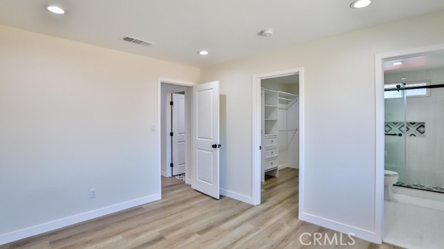Detail Gallery Image 12 of 28 For 247 S Date St, Anaheim,  CA 92805 - 4 Beds | 2 Baths
