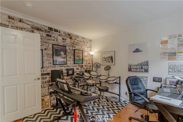 7520 W 90th Street, Los Angeles CA: https://media.crmls.org/medias/54292f16-7c7c-4c90-9038-739da7db000c.jpg