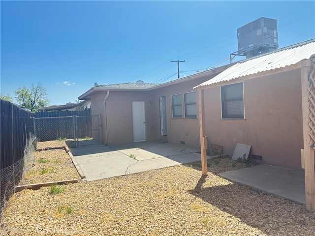 516 S Taylor S Street, Hemet CA: https://media.crmls.org/medias/542932cc-1210-42b3-bed0-b0fb9d180be1.jpg