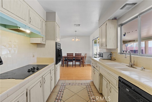 Detail Gallery Image 10 of 27 For 281 Harruby Dr, Calimesa,  CA 92320 - 2 Beds | 2 Baths