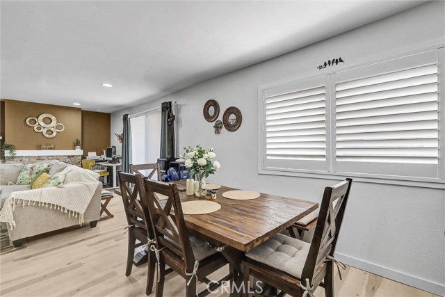 12400 Montecito Road, Seal Beach CA: https://media.crmls.org/medias/542bf277-d413-42bc-8890-5e7df040538d.jpg