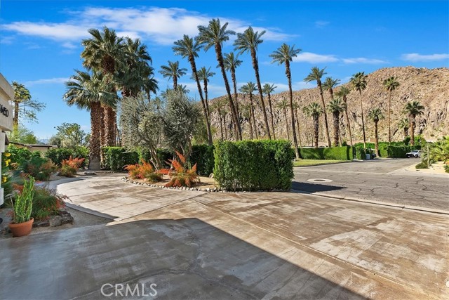 Detail Gallery Image 6 of 50 For 46450 Cameo Palms Dr, La Quinta,  CA 92253 - 3 Beds | 2/1 Baths