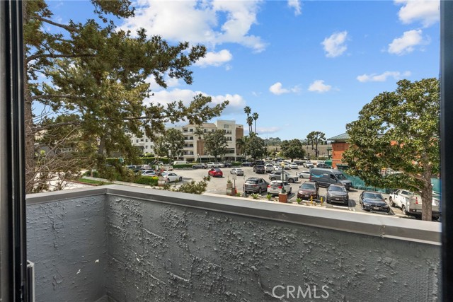 Detail Gallery Image 14 of 17 For 4506 Saugus Ave #6,  Sherman Oaks,  CA 91403 - 1 Beds | 1 Baths