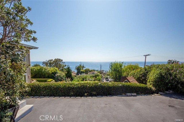 2324 S Coast, Laguna Beach CA: https://media.crmls.org/medias/542c924d-6c86-4f8c-8c5a-655c7b0d916d.jpg