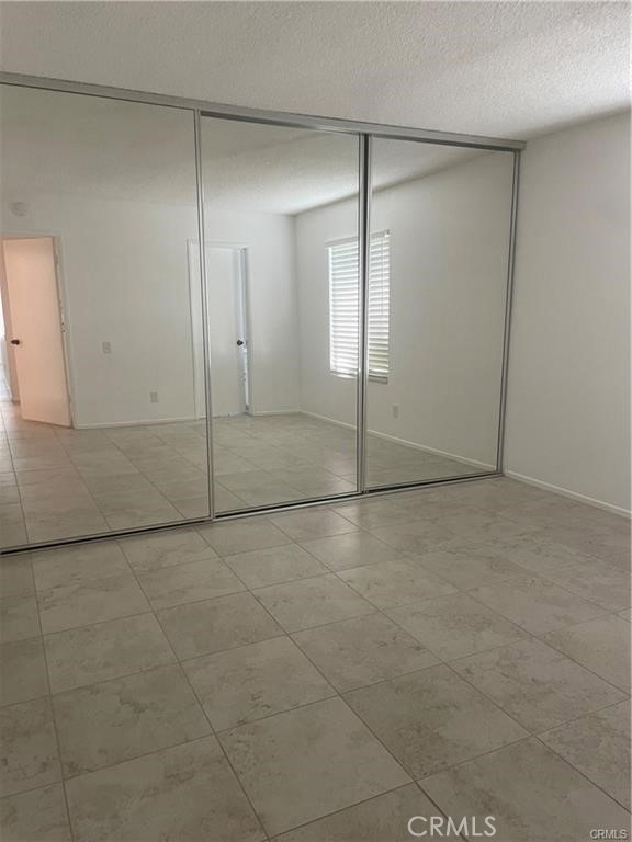 Detail Gallery Image 5 of 19 For 730 Amigos Way #1,  Newport Beach,  CA 92660 - 2 Beds | 2 Baths