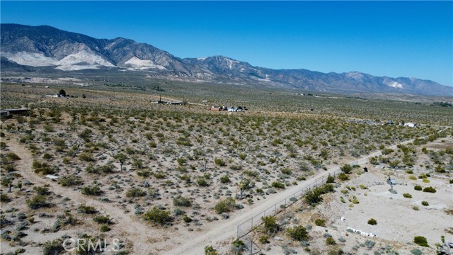 Detail Gallery Image 7 of 10 For 700 Cloud Rd, Lucerne Valley,  CA 92356 - – Beds | – Baths