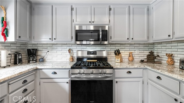 10018 El Capitan Way, Kelseyville CA: https://media.crmls.org/medias/542d780f-46d8-4601-8b2f-5971387d7647.jpg