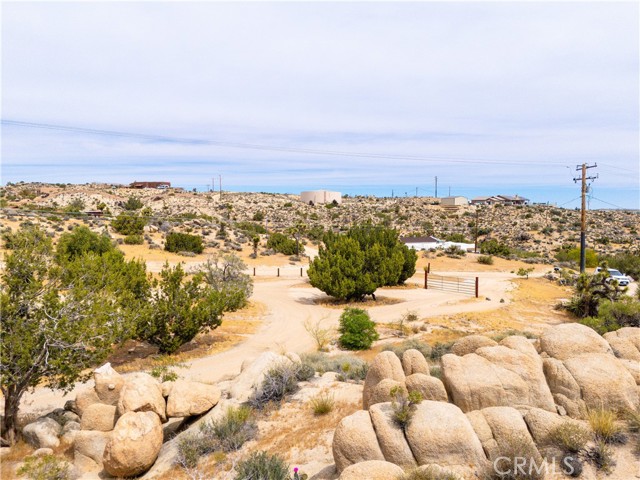 Detail Gallery Image 50 of 62 For 56833 Oakwood, Yucca Valley,  CA 92284 - 2 Beds | 2/1 Baths
