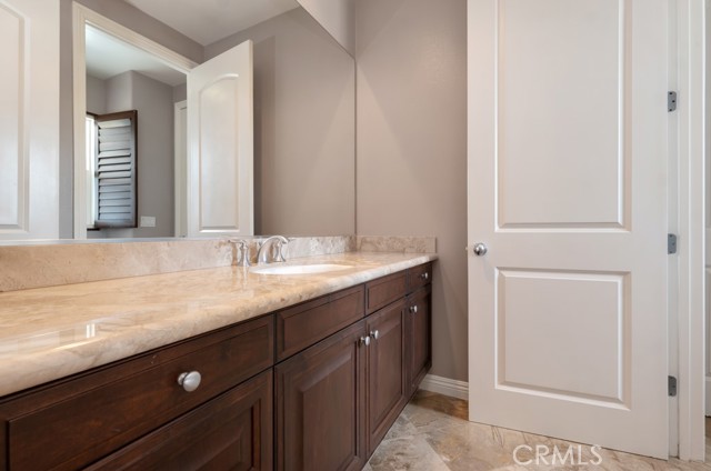12436 Longacre Avenue photo 38
