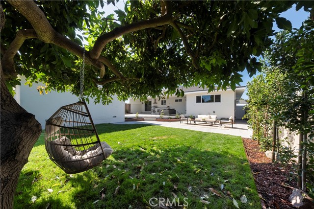 3 Bed Home for Sale in Hawthorne, California