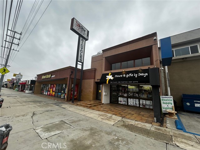 Photo of 22718 Ventura Boulevard, Woodland Hills, CA 91364