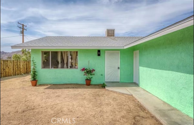 Detail Gallery Image 1 of 22 For 61739 Oleander Dr, Joshua Tree,  CA 92252 - 2 Beds | 1 Baths