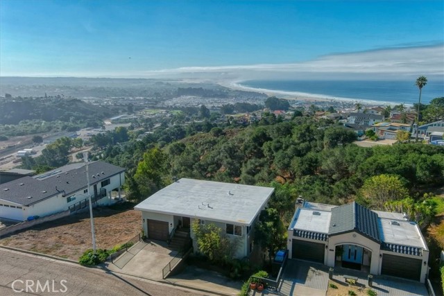 841 Visalia Street Street, Pismo Beach CA: https://media.crmls.org/medias/542ece2f-6637-45a7-9c1f-c99716d60f29.jpg