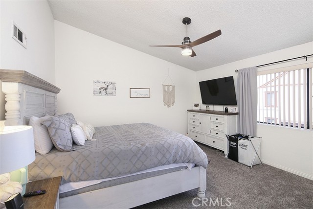 821 S Cerritos Avenue, Azusa CA: https://media.crmls.org/medias/542f8082-c0ee-4f25-9390-3fd9006bfb4b.jpg