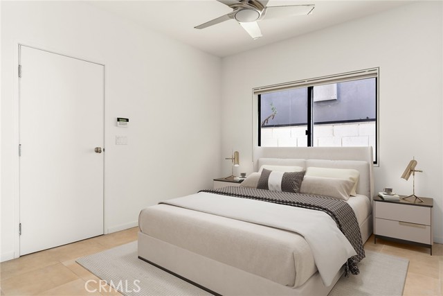 Detail Gallery Image 13 of 22 For 3009 Ocean Front Walk, Venice,  CA 90291 - 3 Beds | 2 Baths