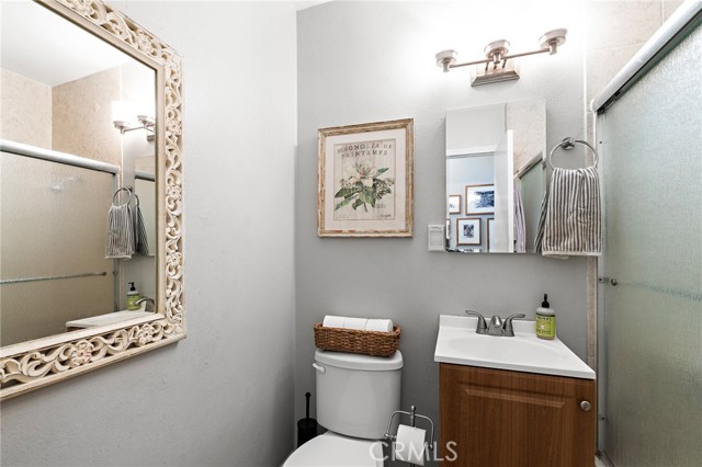 Detail Gallery Image 18 of 28 For 14640 Doty Ave, Hawthorne,  CA 90250 - 3 Beds | 2 Baths