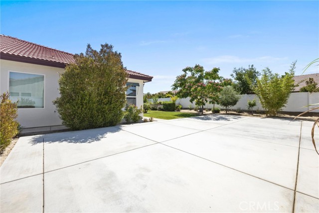 Detail Gallery Image 27 of 27 For 13611 Faringford Ln, Bakersfield,  CA 93311 - 4 Beds | 3 Baths