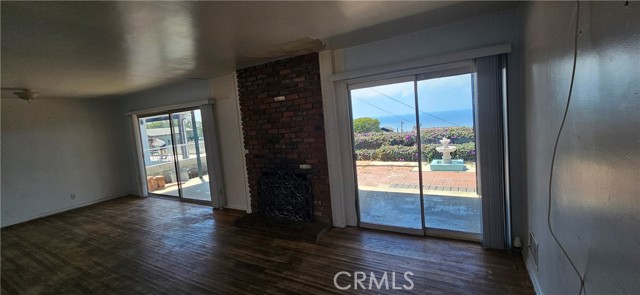 417 Via La Soledad, Redondo Beach CA: https://media.crmls.org/medias/5431e88a-c4a4-4d4f-a642-c0687d0af3f2.jpg
