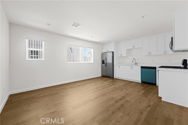 Detail Gallery Image 22 of 69 For 5218 Auckland Ave, Toluca Lake,  CA 91601 - – Beds | – Baths